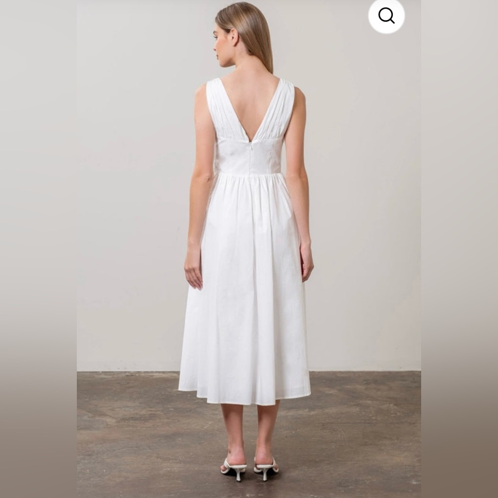 Moon River V Neck Corset Midi Dress - Picture 15 of 16